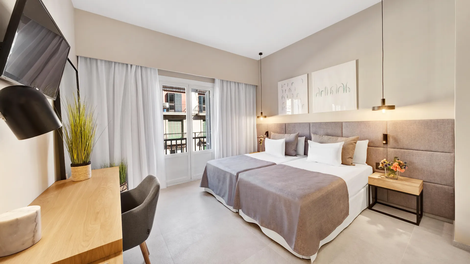 Hotel Almudaina Palma de Mallorca 4*,